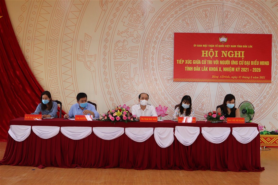 Tiếp xúc giữa cử tri với người ứng cử đại biểu HĐND tỉnh khóa X, nhiệm kỳ 2021-2026 tại xã Băng Adrênh