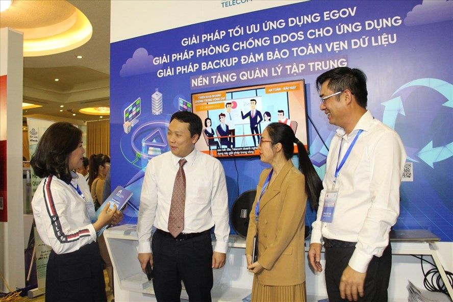 Công bố tài liệu Hướng dẫn chuyển đổi số cho doanh nghiệp Việt Nam