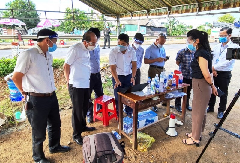 Chủ tịch UBND tỉnh Phạm Ngọc Nghị kiểm tra công tác phòng, chống dịch Covid-19