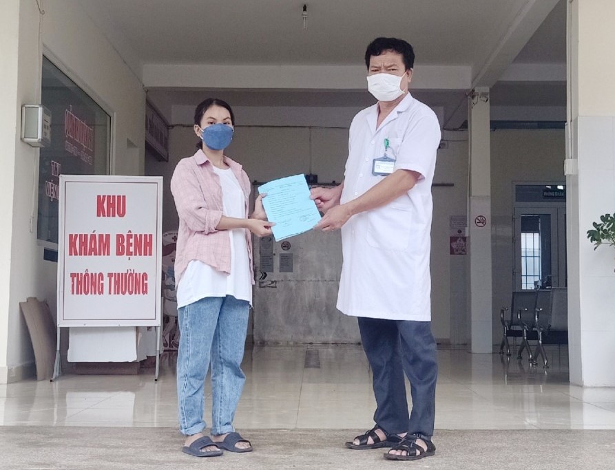 Thêm 1 bệnh nhân COVID-19 được điều trị khỏi và xuất viện