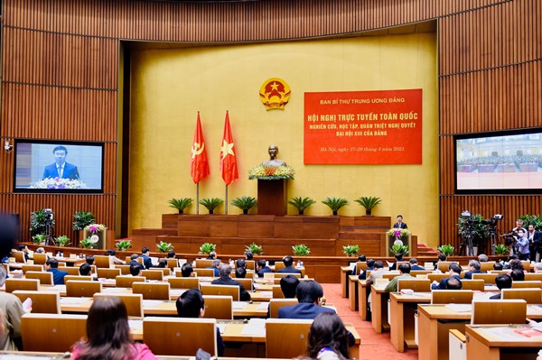 Tổ chức học tập, quán triệt, tuyên truyền các văn bản của Trung ương, của Tỉnh ủy đợt III năm 2021