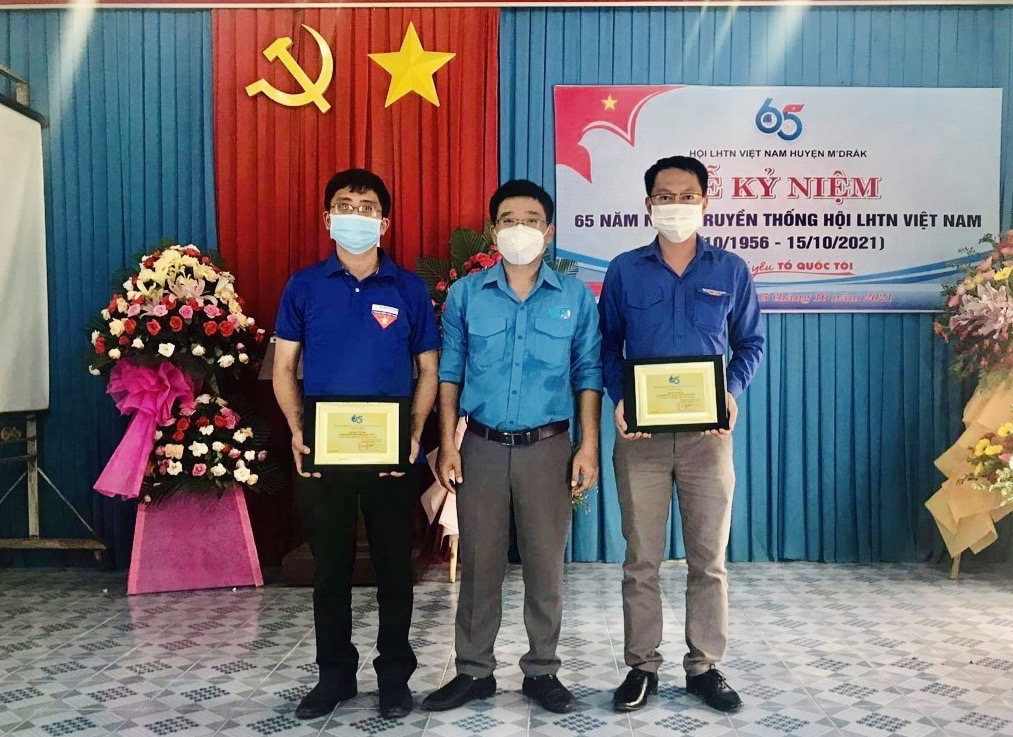 Huyện M’Đrắk tuyên dương 65 cán bộ, hội viên thanh niên tiêu biểu