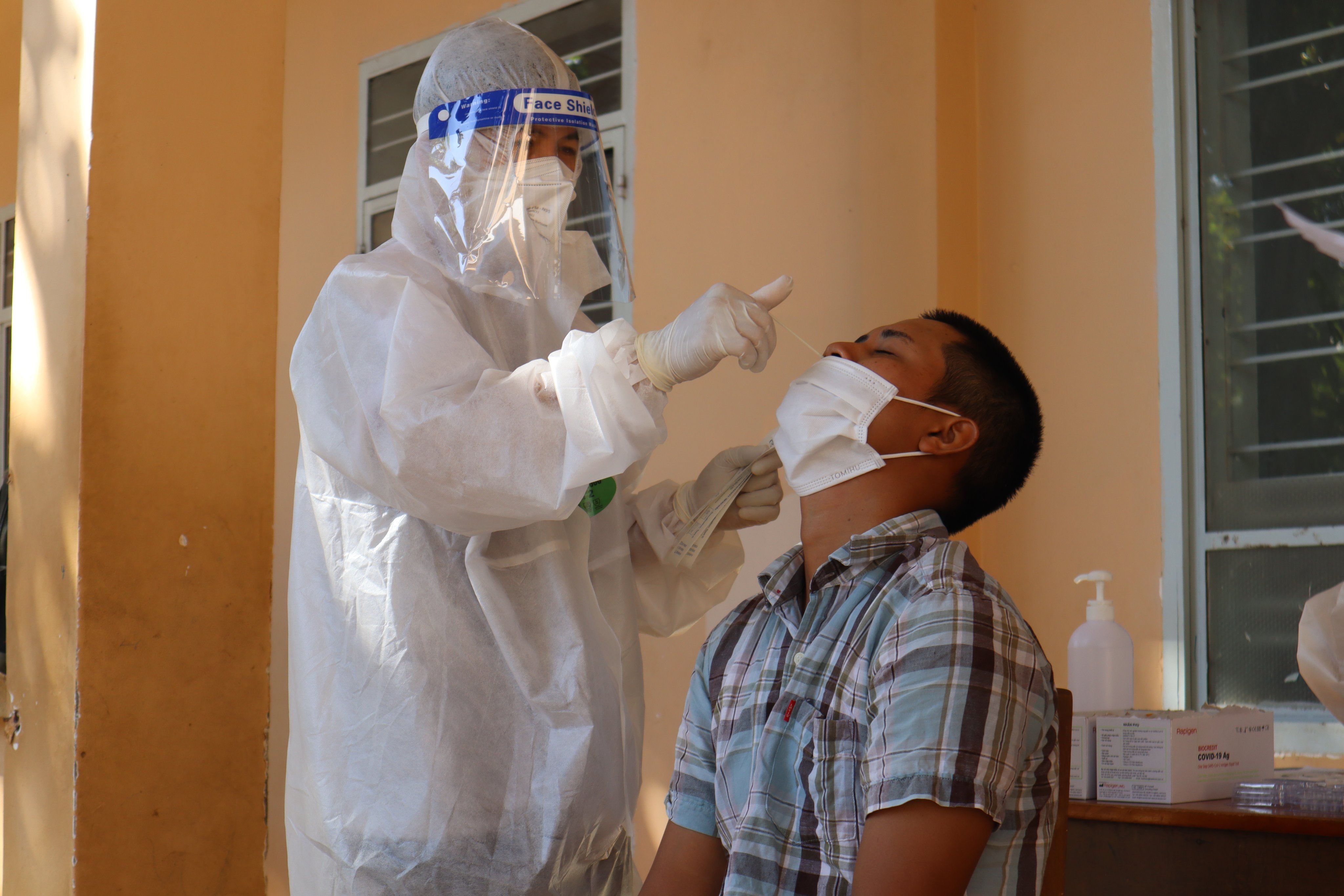 Ghi nhận thêm 119 trường hợp dương tính với SARS-CoV-2 trong ngày 7/11