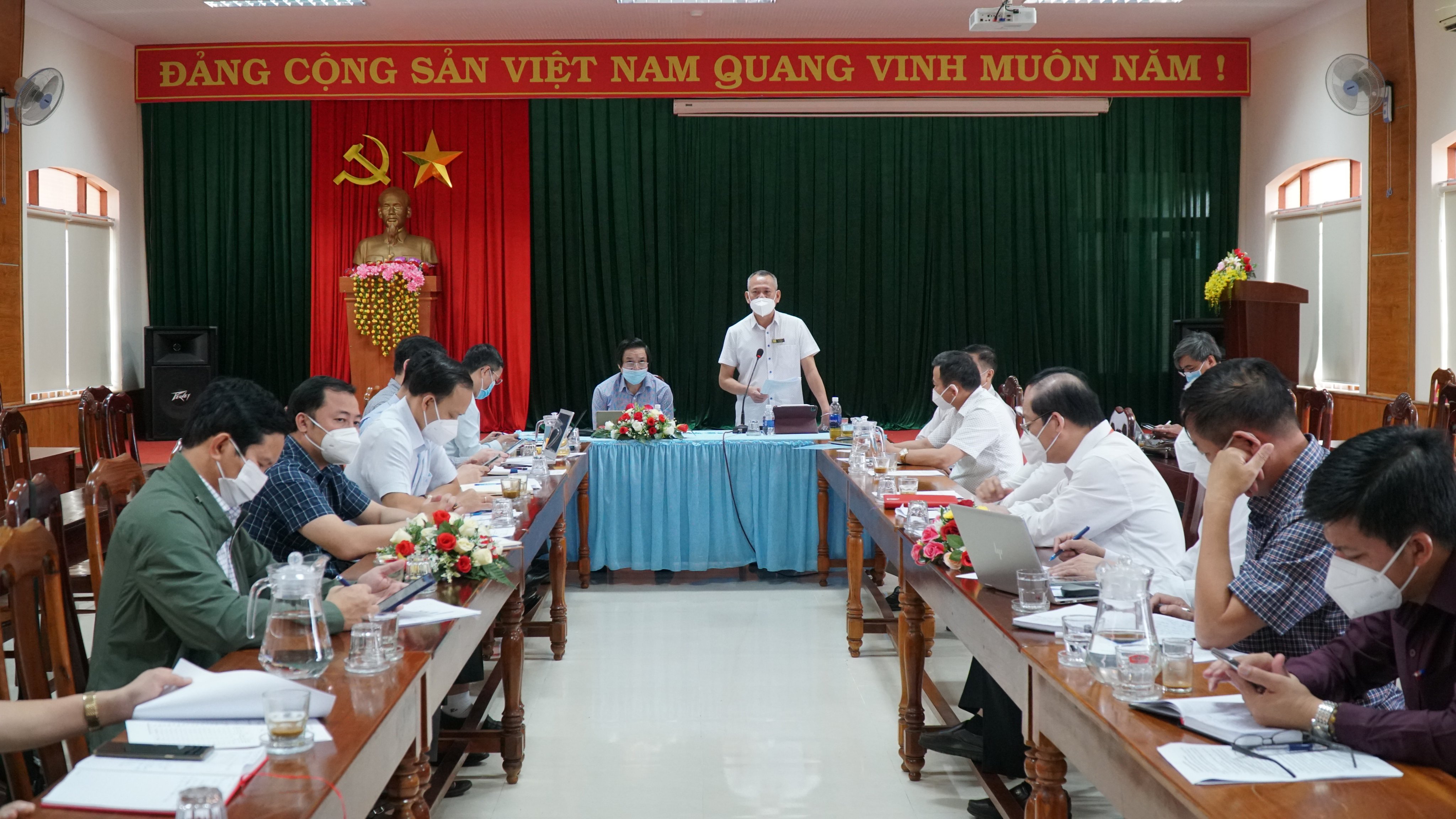 Tổ công tác của Bộ Y tế làm việc với Sở Y tế tỉnh Đắk Lắk