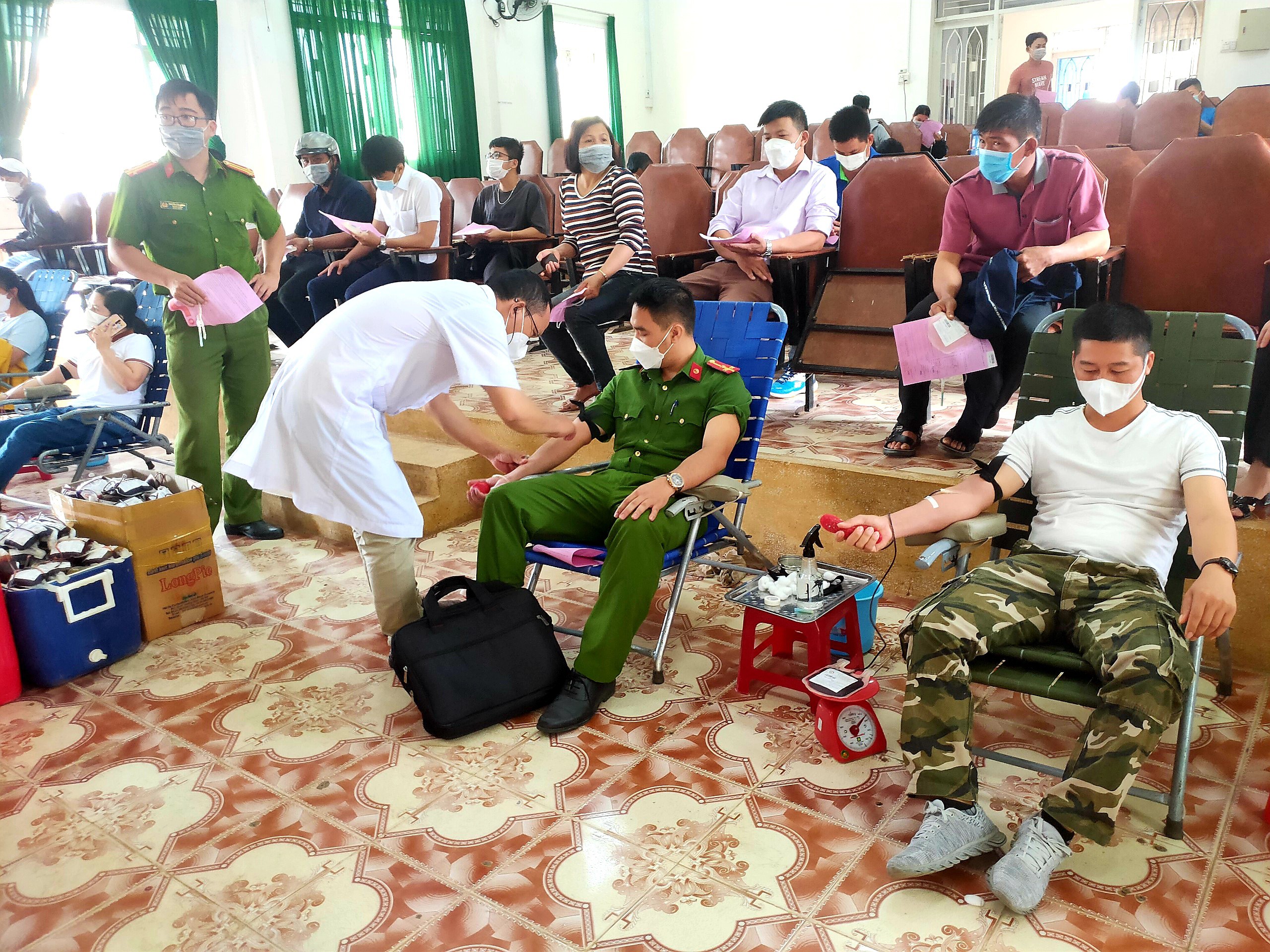 600 tình nguyện viên tham gia Ngày hội hiến máu tình nguyện huyện Ea Súp