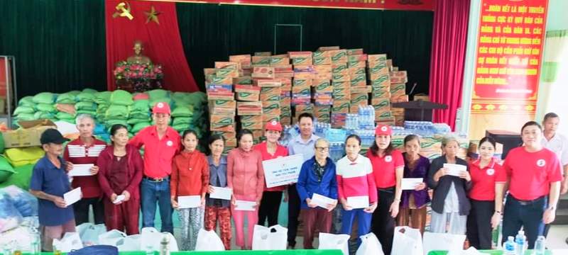 Hội Chữ Thập đỏ tỉnh hỗ trợ 2 tấn gạo cho nhân dân Bình Dương bị ảnh hưởng bởi dịch bệnh Covid-19