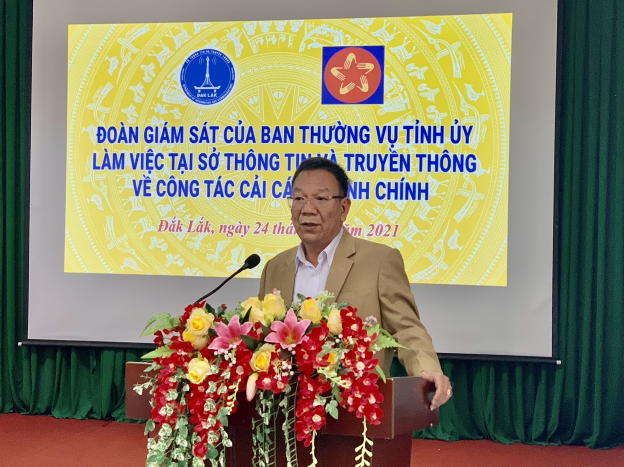 Đoàn giám sát của Ban Thường vụ Tỉnh ủy làm việc với Sở Thông tin và Truyền thông về công tác cải cách hành chính