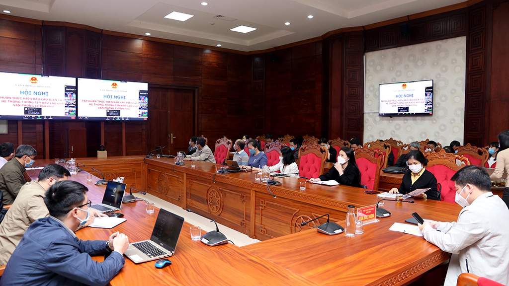 Hội nghị tập huấn thực hiện báo cáo điện tử trên Hệ thống thông tin báo cáo của Văn phòng Chính phủ