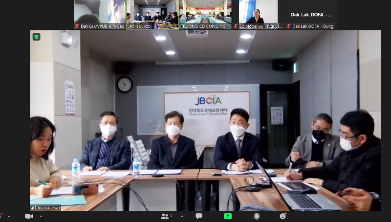 Giao lưu trực tuyến với Trường Phổ thông trung học công nghiệp JEONJU, Hàn Quốc