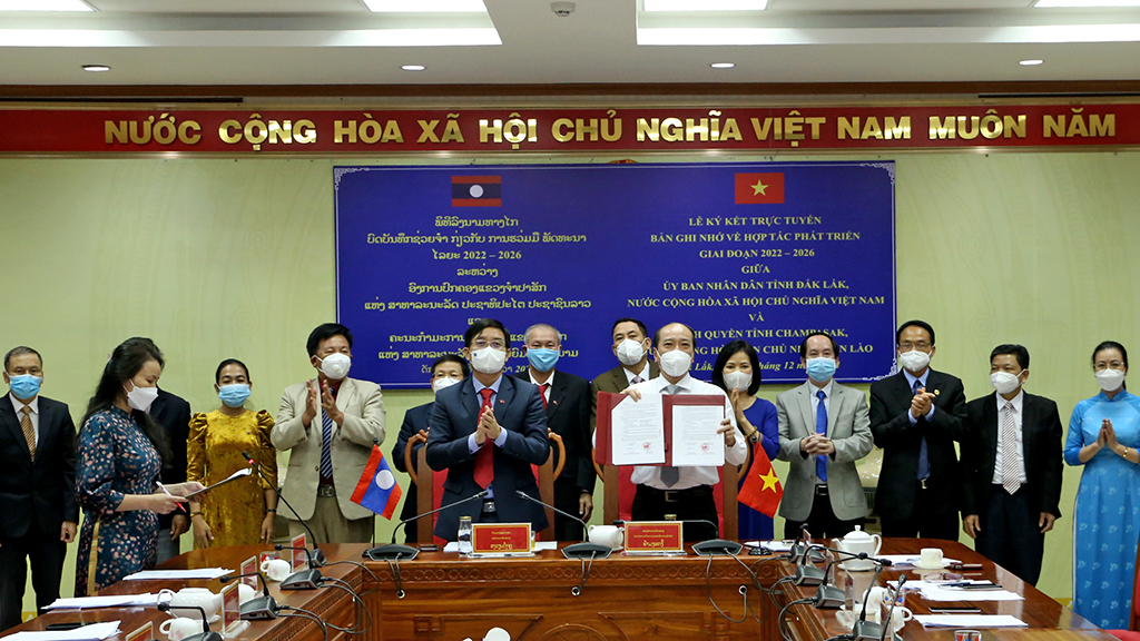 Tỉnh Đắk Lắk và tỉnh Champasak (CHDCND Lào) ký ghi nhớ hợp tác giai đoạn 2022 – 2026
