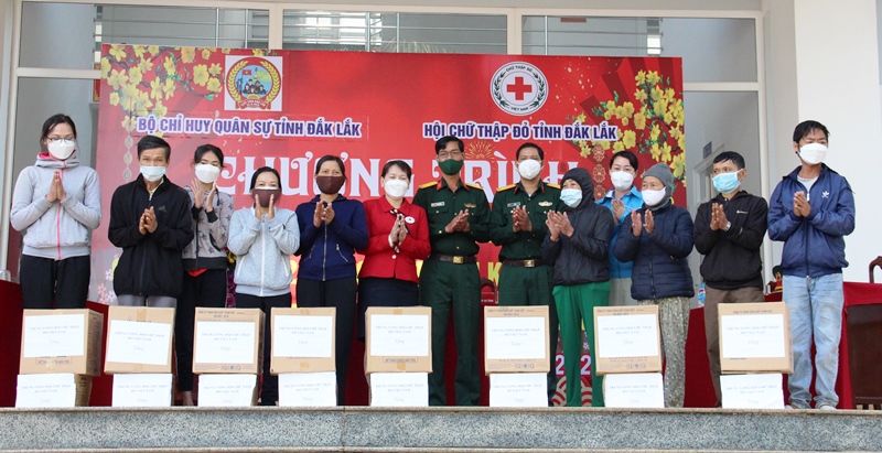 Bộ Chỉ huy Quân sự tỉnh và Hội Chữ thập đỏ tỉnh tăng cường phối hợp hoạt động nhân đạo giai đoạn 2022-2026