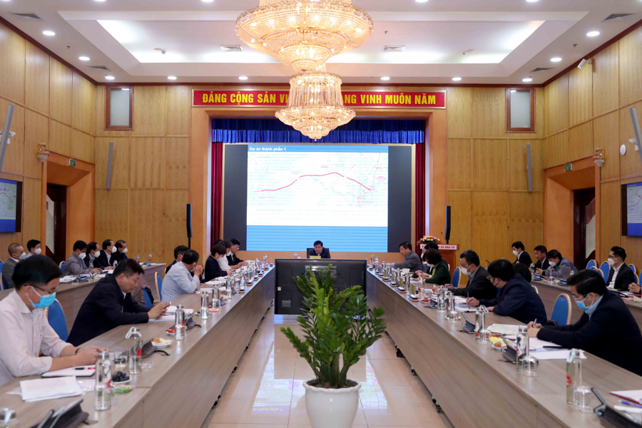 Hội đồng thẩm định Nhà nước thẩm định Báo cáo nghiên cứu tiền khả thi Dự án xây dựng đường bộ cao tốc Khánh Hòa - Buôn Ma Thuột.