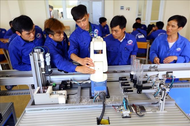 Kế hoạch thực hiện Chương trình “Tăng cường công tác phổ biến, giáo dục pháp luật trong các cơ sở giáo dục nghề nghiệp giai đoạn 2022 - 2027” trên địa bàn tỉnh Đắk Lắk