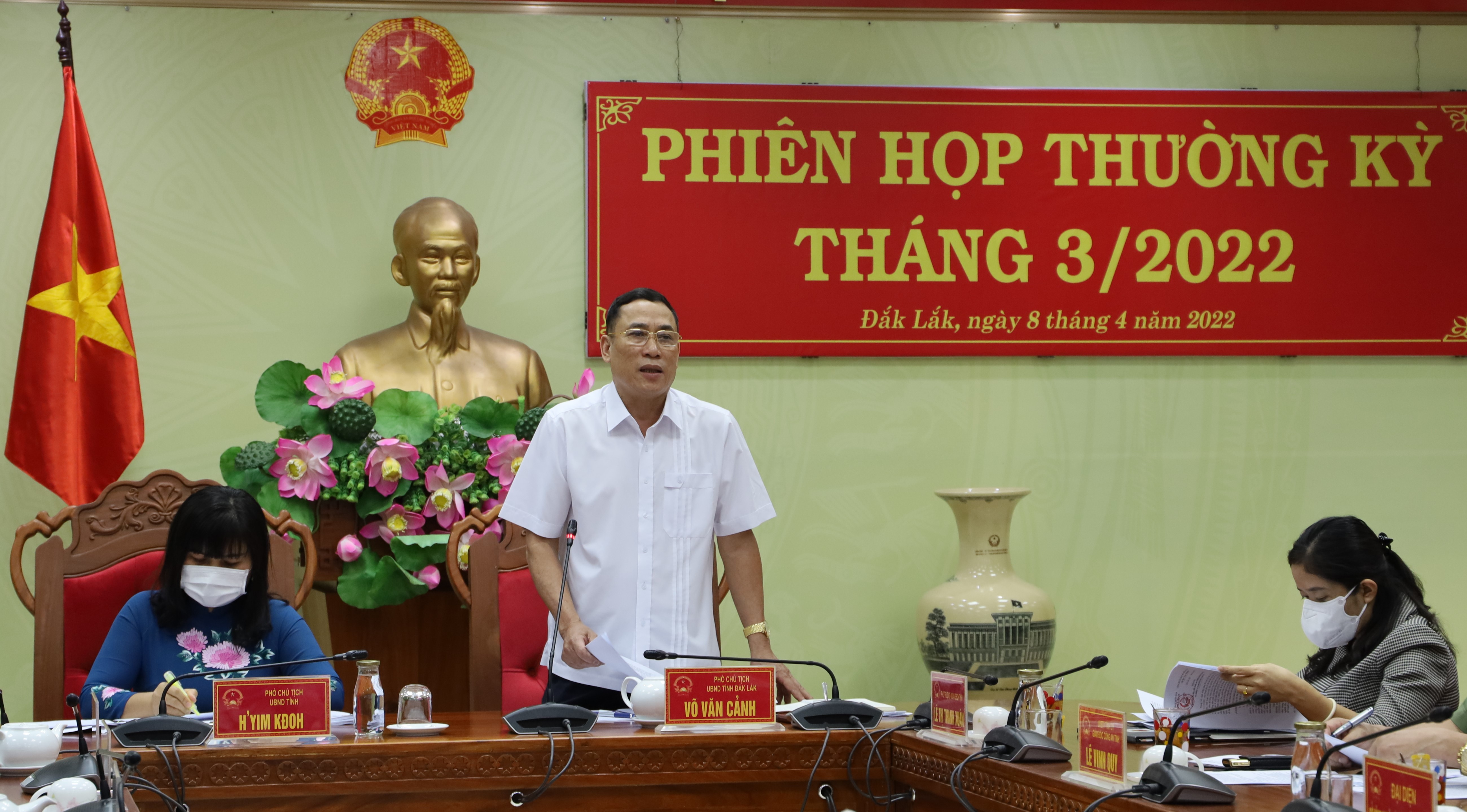 UBND tỉnh họp Phiên thường kỳ tháng 3/2022