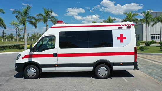 Quyết định phê duyệt kế hoạch lựa chọn nhà thầu gói thầu: Mua sắm xe cứu thương từ nguồn viện trợ của Bệnh viện đa khoa thành phố Buôn Ma Thuột