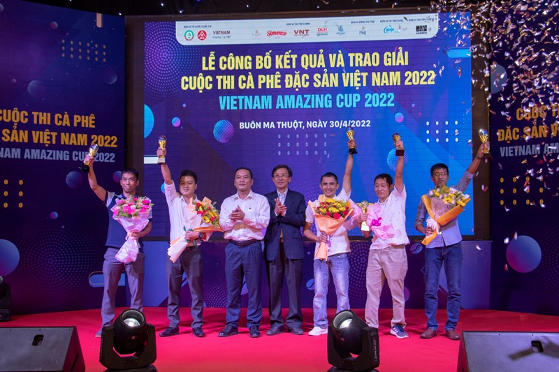 Trao giải Cuộc thi Cà phê đặc sản Việt Nam năm 2022