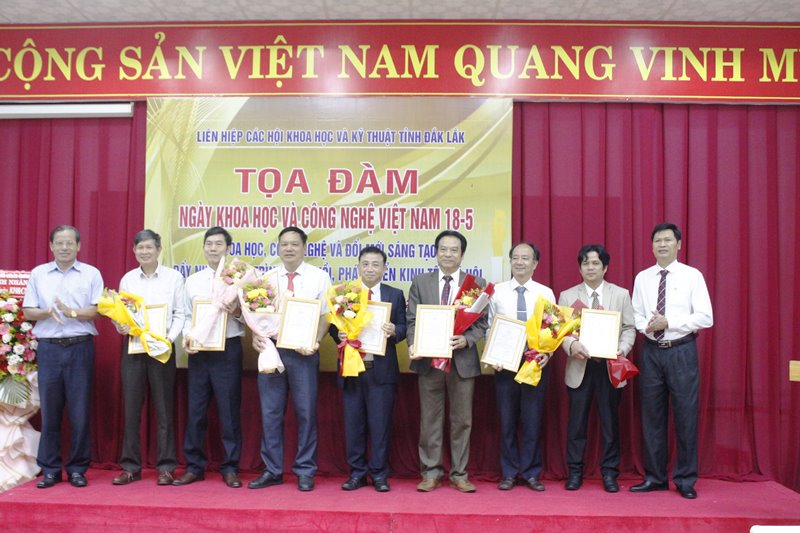 Tọa đàm Ngày Khoa học và Công nghệ Việt Nam 18-5