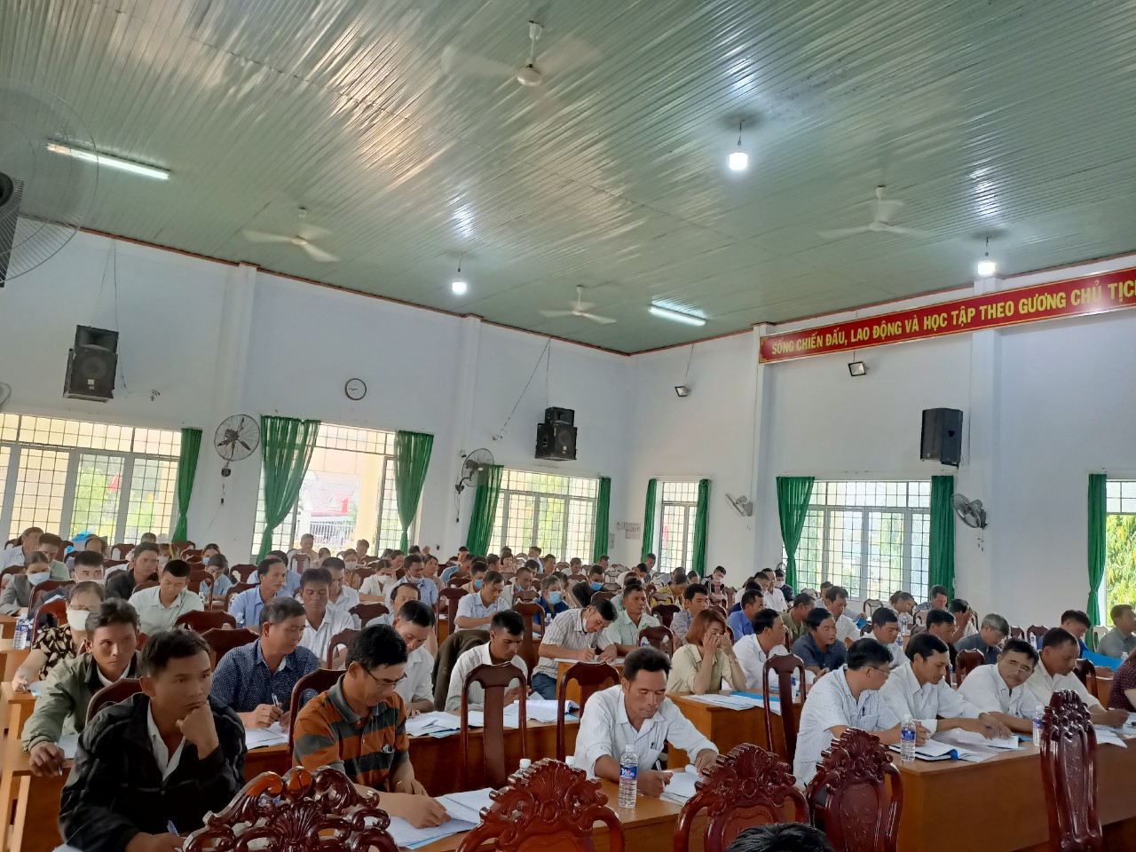 Huyện Lắk tập huấn thu thập, lưu trữ, tổng hợp thông tin thị trường lao động và giải quyết việc làm năm 2022