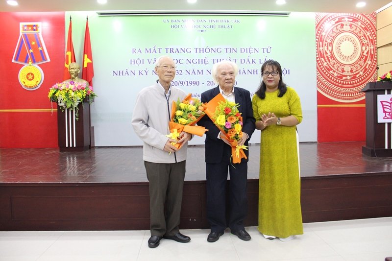 Hội Văn học Nghệ thuật tỉnh Đắk Lắk kỷ niệm 32 năm thành lập và ra mắt website
