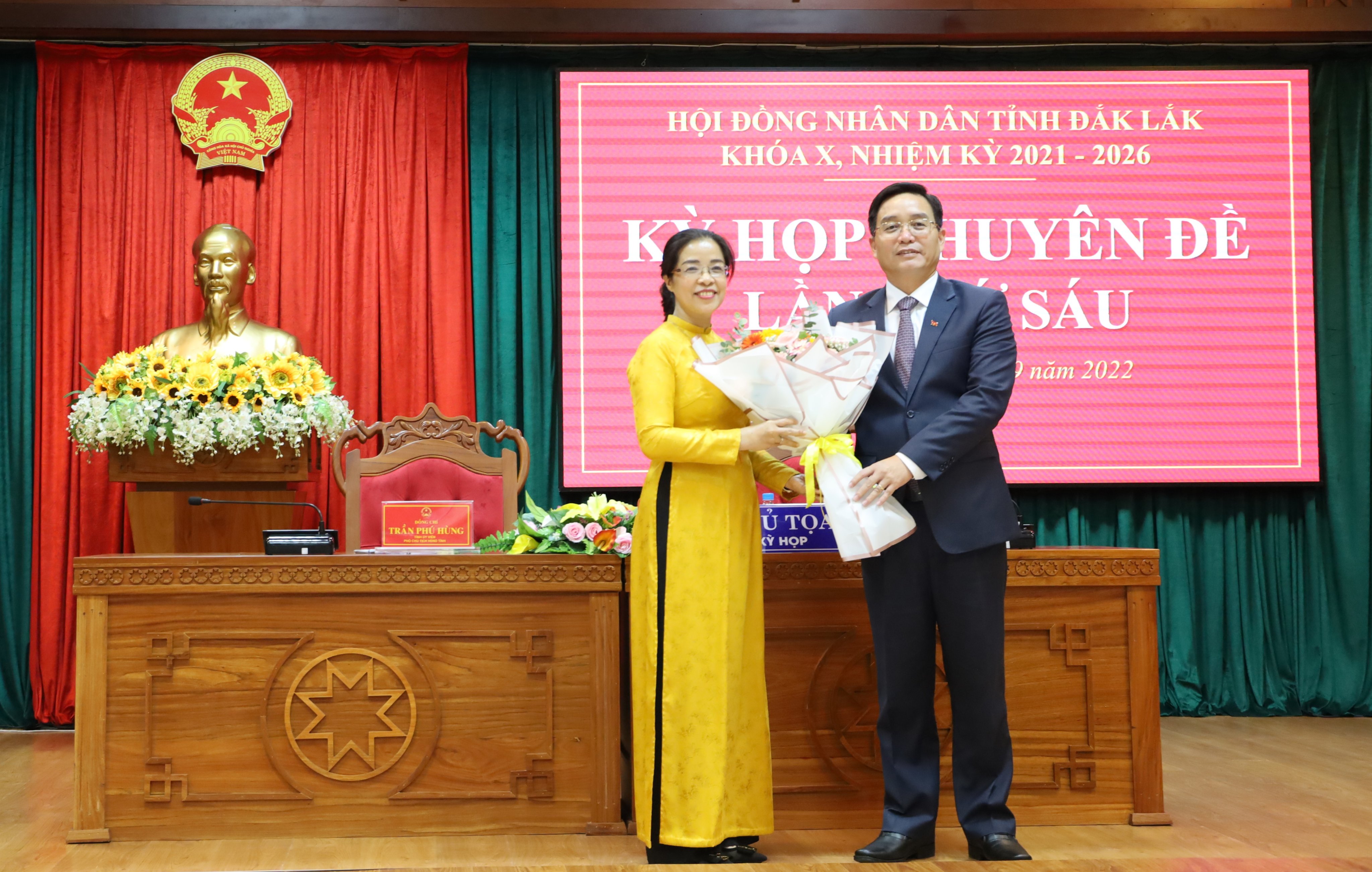 Đồng chí Huỳnh Thị Chiến Hòa được bầu giữ chức Chủ tịch HĐND tỉnh khóa X, nhiệm kỳ 2021-2026
