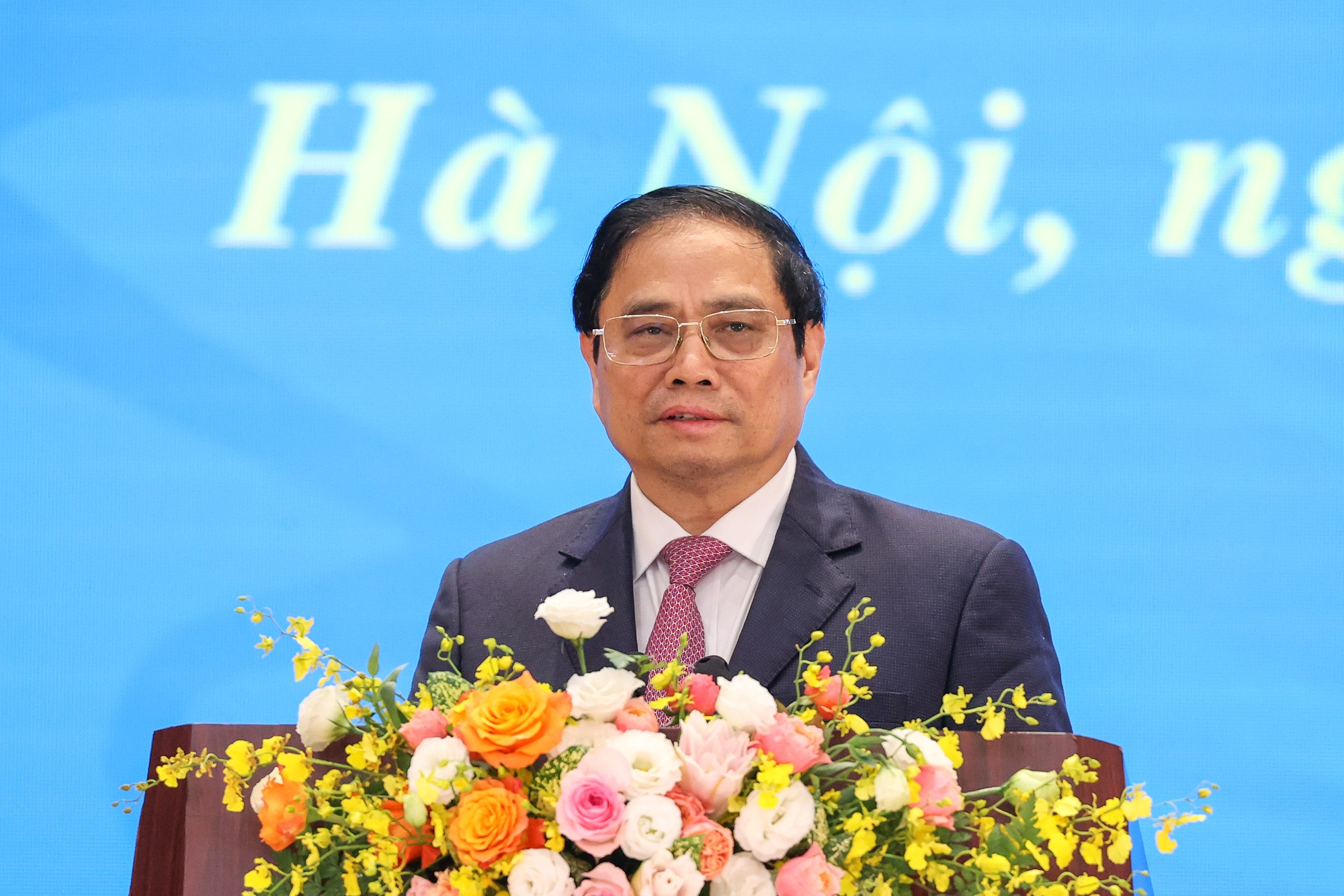 Thủ tướng Chính phủ đối thoại với Phụ nữ Việt Nam về thúc đẩy bình đẳng giới và phát huy vai trò của phụ nữ trong phát triển kinh tế - xã hội