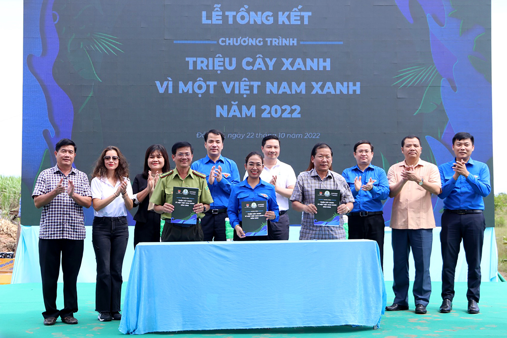 Tổng kết chương trình "Triệu cây xanh - Vì một Việt Nam xanh" năm 2022