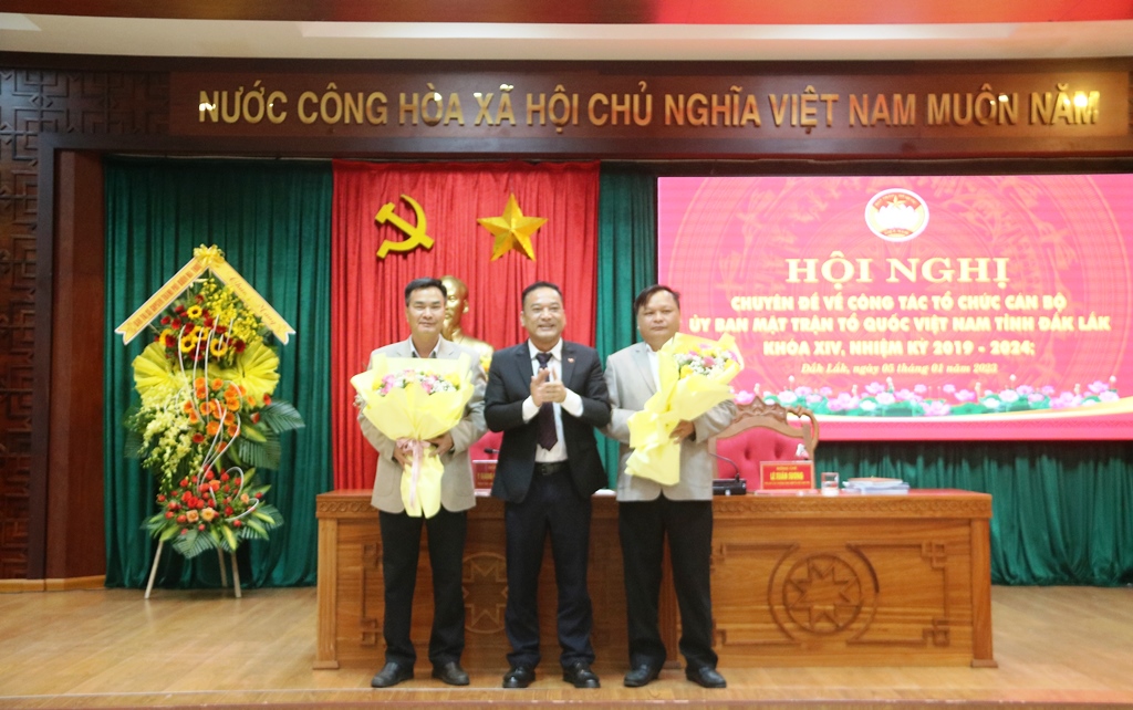 Bầu bổ sung chức danh Phó Chủ tịch Ủy ban MTTQ Việt Nam tỉnh