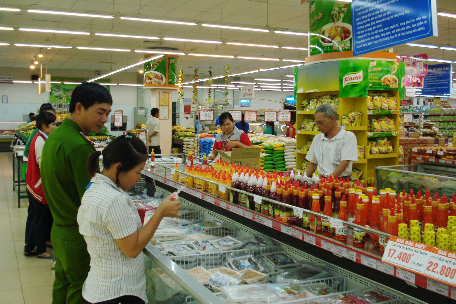 Tăng cường trách nhiệm quản lý nhà nước về an toàn thực phẩm trên địa bàn tỉnh