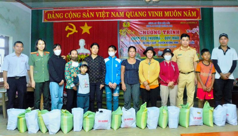 Chương trình “Xuân yêu thương” cho các hộ nghèo tại huyện Krông Ana