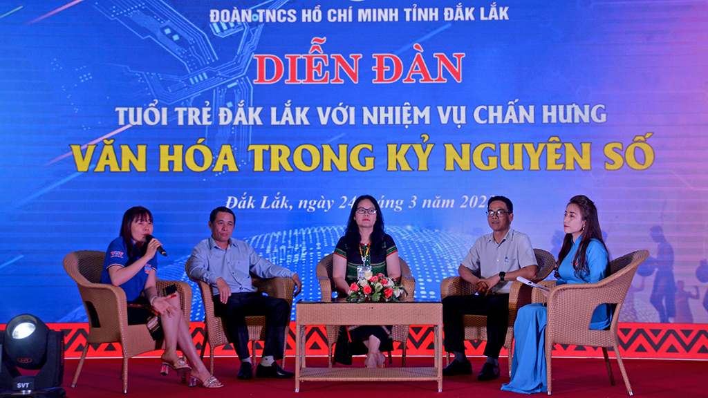 Diễn đàn “Tuổi trẻ Đắk Lắk với nhiệm vụ chấn hưng văn hóa trong kỷ nguyên số”