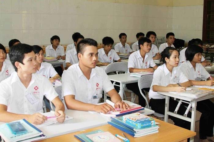 Về việc liên kết đào tạo trình độ đại học hình thức vừa làm vừa học năm 2023 giữa Trường Đại học Thành Đông và Trường Trung cấp Trường Sơn