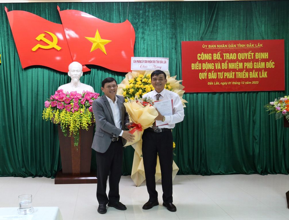 Ông Trần Văn Tân giữ chức vụ Phó Giám đốc Quỹ Đầu tư phát triển Đắk Lắk