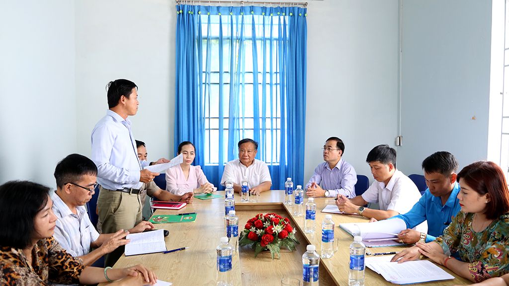 Trung ương Hội Nông dân Việt Nam thăm và làm việc tại huyện Cư Kuin