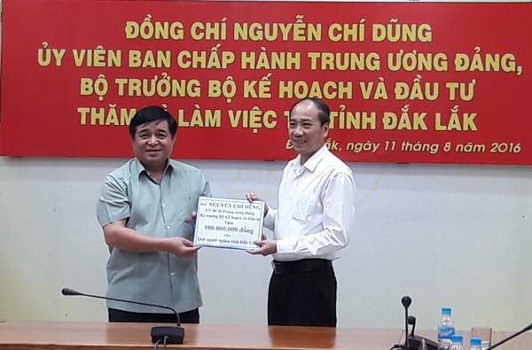 Bộ trưởng Bộ Kế hoạch và Đầu tư thăm và làm việc tại tỉnh Đắk Lắk
