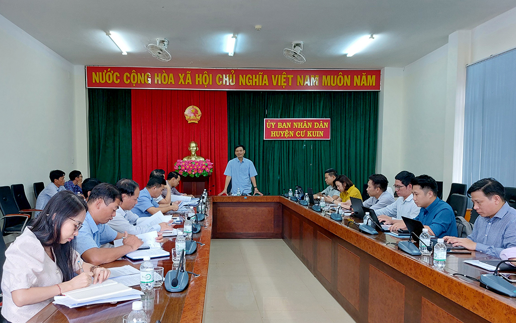Kiểm tra công tác cải cách hành chính trên địa bàn huyện Cư Kuin