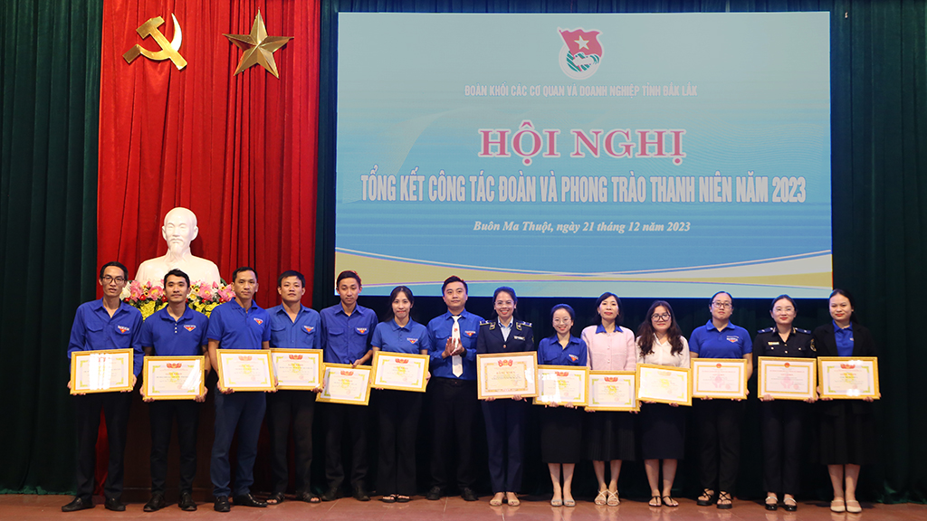 Đoàn Khối các cơ quan và doanh nghiệp tỉnh tổng kết công tác Đoàn và phong trào thanh niên năm 2023