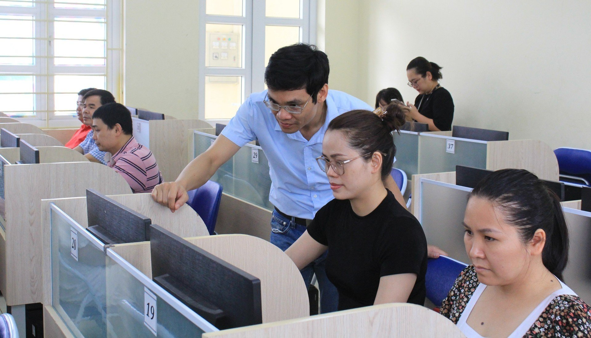 Chương trình bồi dưỡng theo tiêu chuẩn chức danh nghề nghiệp viên chức chuyên ngành giao thông vận tải