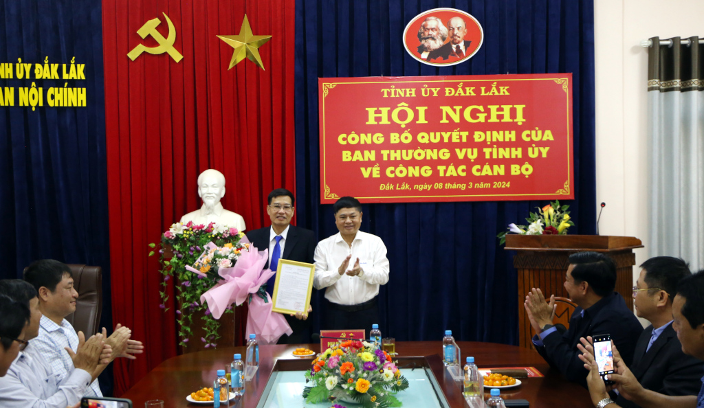 Đồng chí Lê Đình Phát được bổ nhiệm giữ chức vụ Phó Trưởng Ban Nội chính Tỉnh ủy