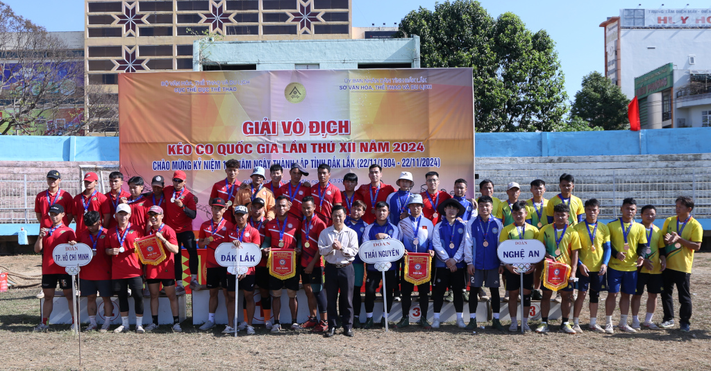 Giải vô địch kéo co quốc gia lần thứ XII: Đắk Lắk xếp đầu bảng tổng sắp huy chương