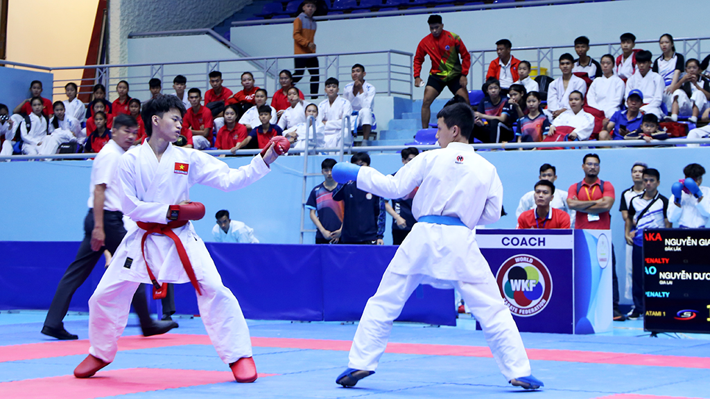 350 vận động viên tranh tài tại Giải vô địch Karate miền Trung, Tây Nguyên lần thứ X năm 2024