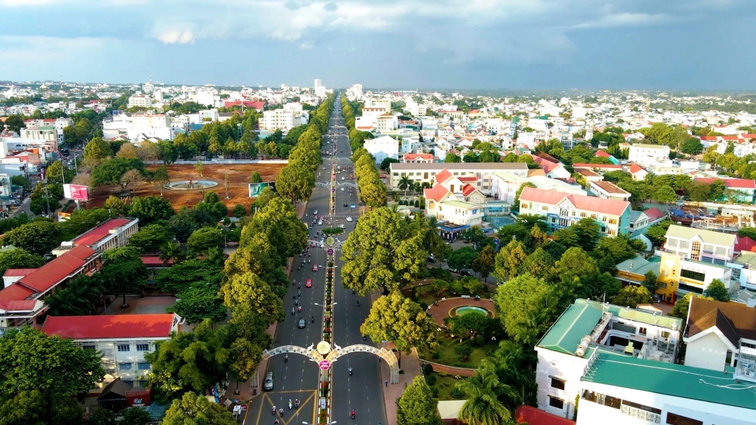 Quyết định về việc phê duyệt điều chỉnh quy mô, địa điểm chỉ tiêu các loại đất trong Quy hoạch sử dụng đất đến năm 2030 thành phố Buôn Ma Thuột