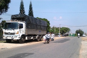 Điều chỉnh tổng mức đầu tư dự án Đường giao thông đến trung tâm xã Ea Sô, huyện Ea Kar