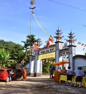 Xem xét, giải quyết đất cho Niệm Phật Đường Báo Ân