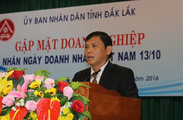 UBND tỉnh gặp mặt doanh nghiệp nhân Ngày Doanh nhân Việt Nam.