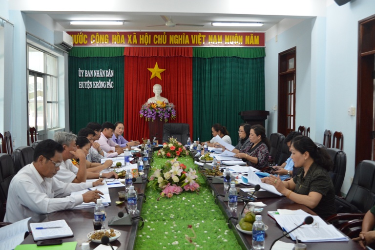 Ban Dân tộc HĐND tỉnh giám sát việc triển khai thực hiện chính sách tín dụng đối với đồng bào dân tộc thiểu số nghèo đặc biệt khó khăn trên địa bàn huyện Krông Pắk.