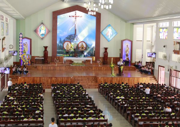 Đồng ý chủ trương xây dựng nhà sinh hoạt tại Giáo họ Vinh Hà (huyện Krông Búk)
