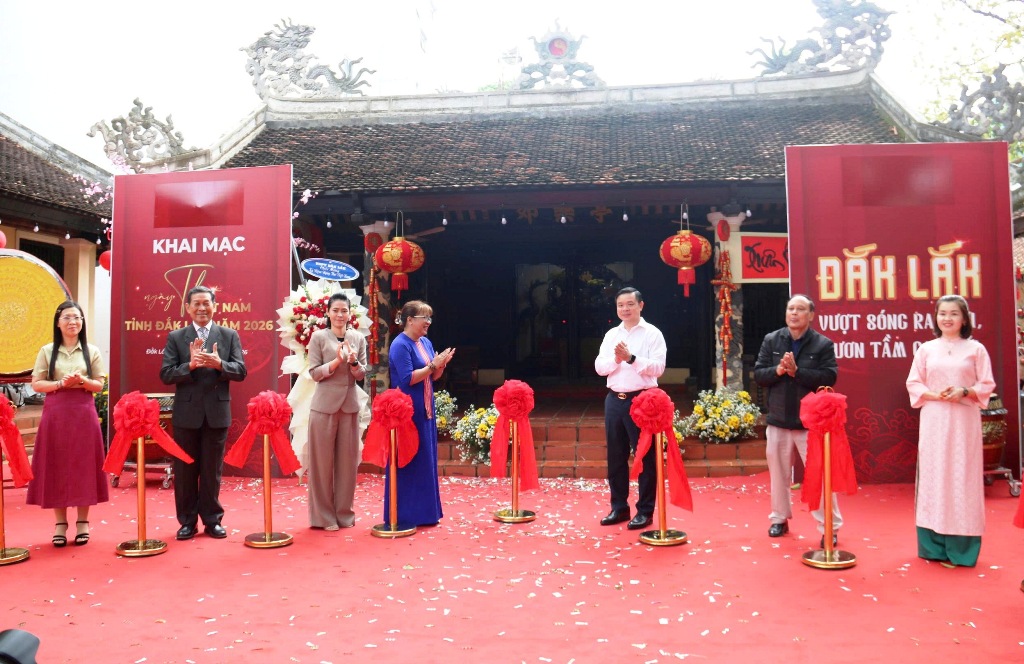 Khai mạc Ngày Thơ Việt Nam tỉnh Đắk Lắk lần thứ 47: Đắk Lắk – Vượt sóng ra khơi, vươn tầm cao mới