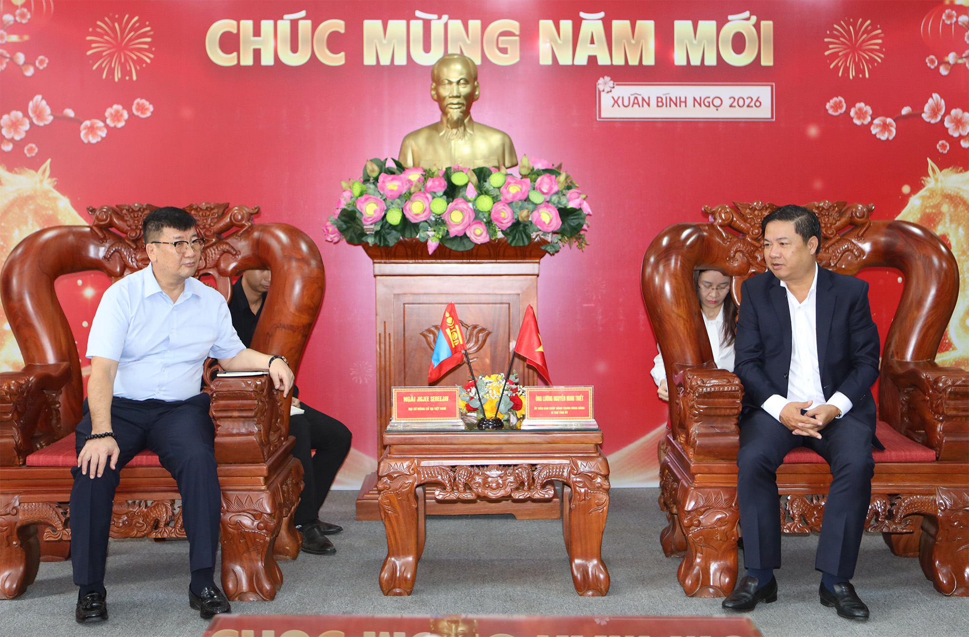 Bí thư Tỉnh ủy Lương Nguyễn Minh Triết tiếp Đại sứ đặc mệnh toàn quyền Mông Cổ tại Việt Nam.