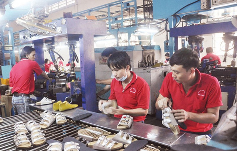 Tăng cường biện pháp để ổn định quan hệ lao động trong dịp Tết Nguyên đán Đinh Dậu 2017