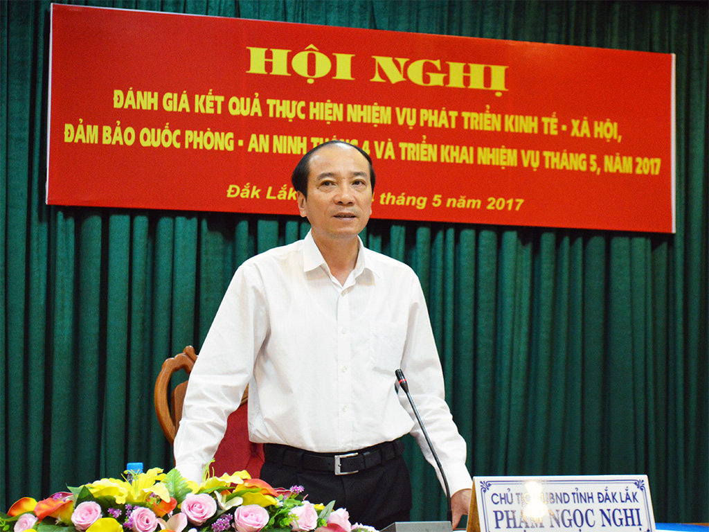 Kết luận của Chủ tịch UBND tỉnh tại Hội nghị đánh giá kết quả thực hiện kế hoạch phát triển KTXH, đảm bảo QPAN tháng 4/2017 và triển khai nhiệm vụ tháng 5/2017